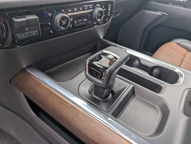 Used 2023 Chevrolet Silverado 1500 High Country w/ High Country Premium Package AWD/4WD image 22
