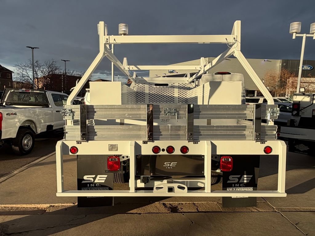 New 2026 Ford F550 4x4 Crew Cab image 4