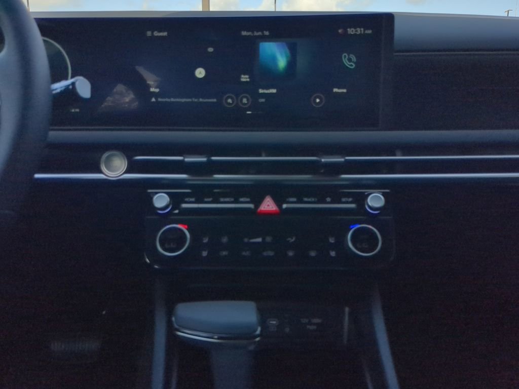 New 2025 Hyundai Santa Cruz Limited image 9