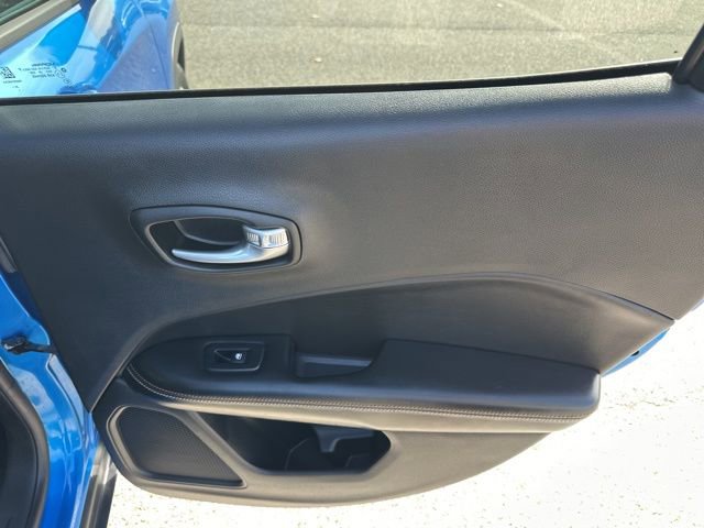 Certified 2021 Jeep Compass Latitude image 12