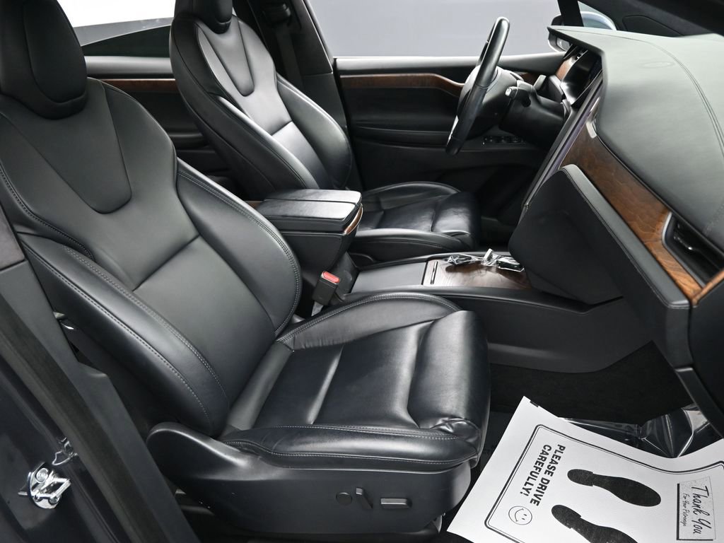 Used 2020 Tesla Model X Long Range image 36