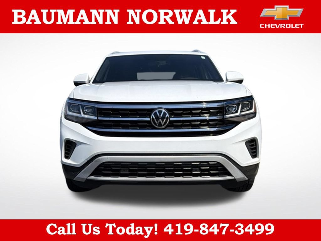 Used 2021 Volkswagen Atlas Cross Sport SE FWD image 2