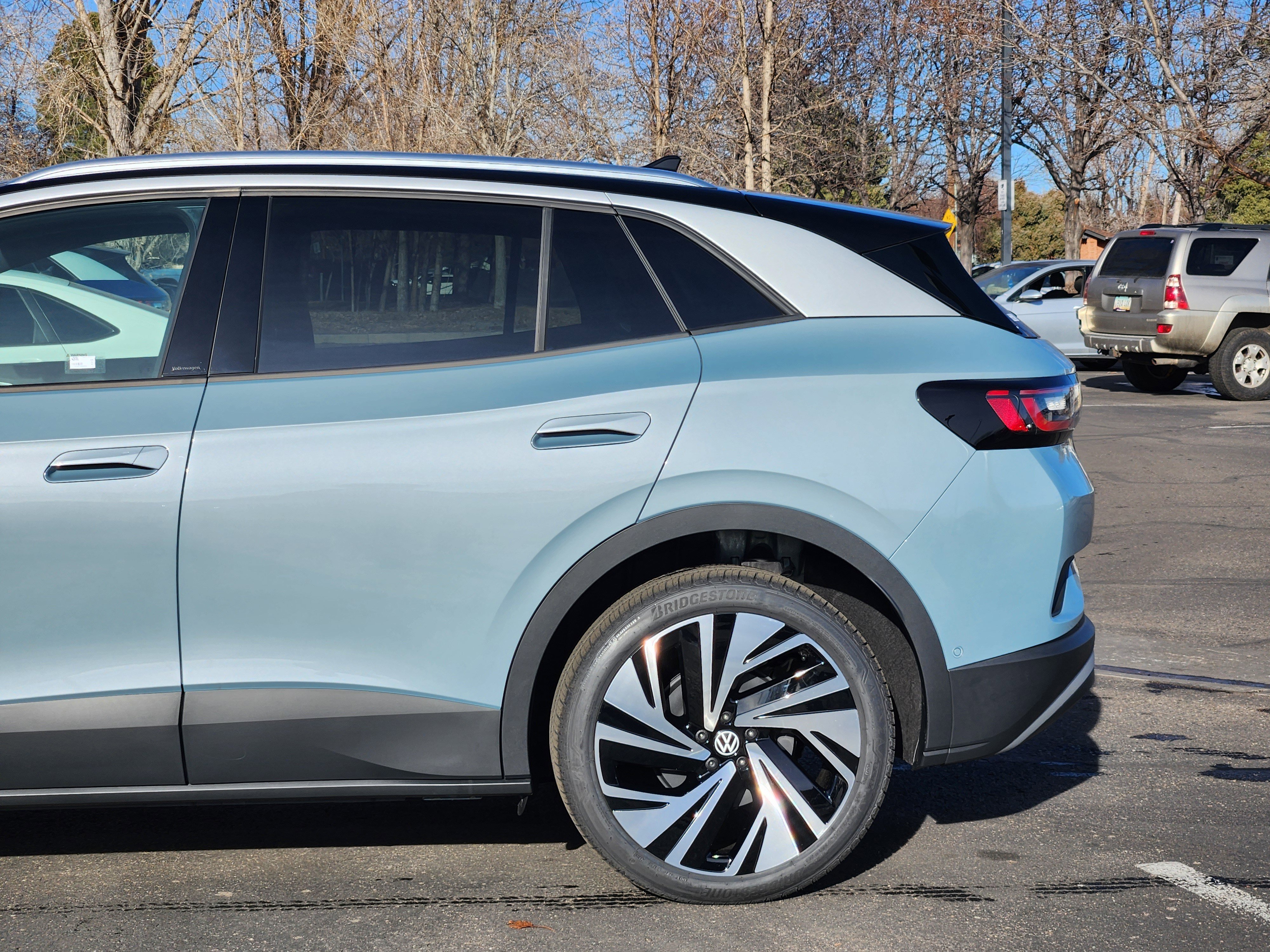 New 2026 Volkswagen ID.4 Pro S Plus image 3