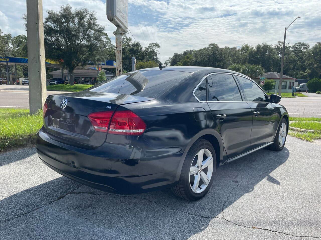 Used 2013 Volkswagen Passat 2.5 SE image 6