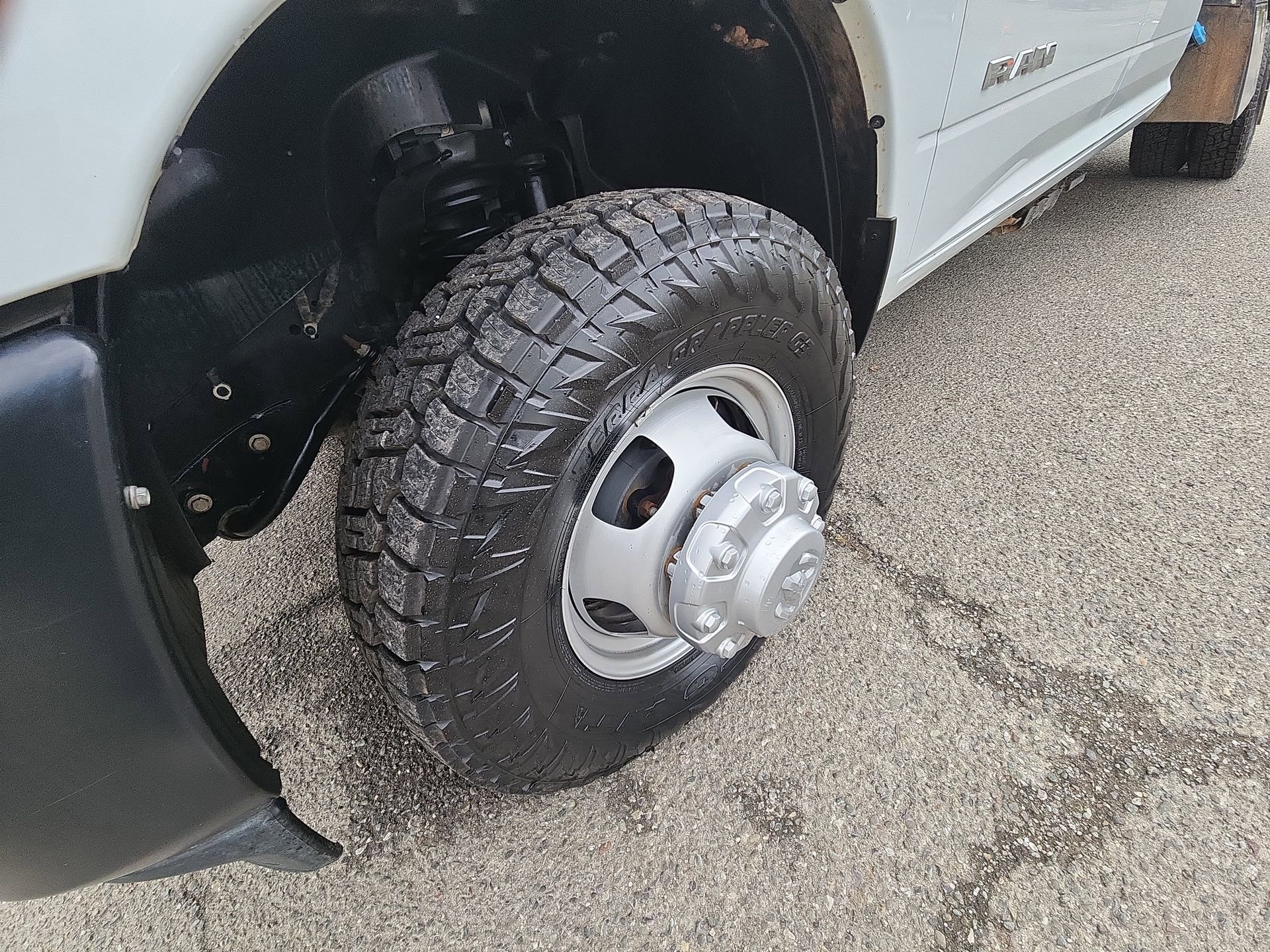 Used 2022 RAM 3500 Tradesman w/ Cold Weather Group AWD/4WD image 18