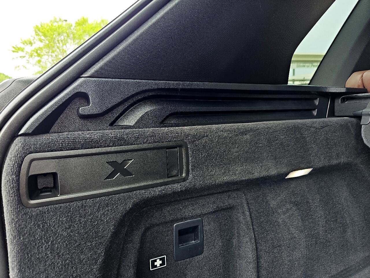 Used 2022 BMW X5 xDrive40i w/ M Sport Package image 92