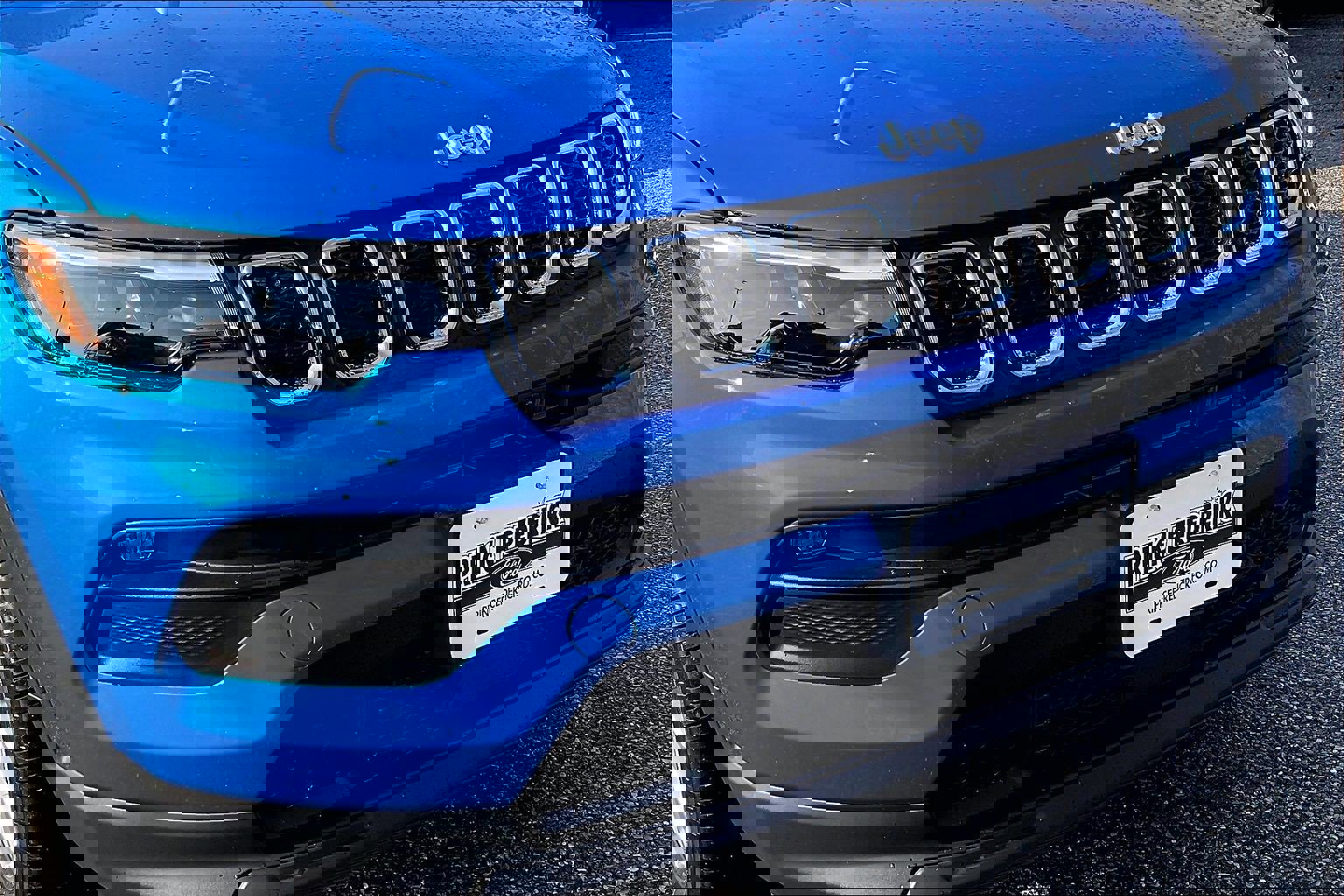 Used 2024 Jeep Compass Latitude w/ Sun and Sound Group image 29