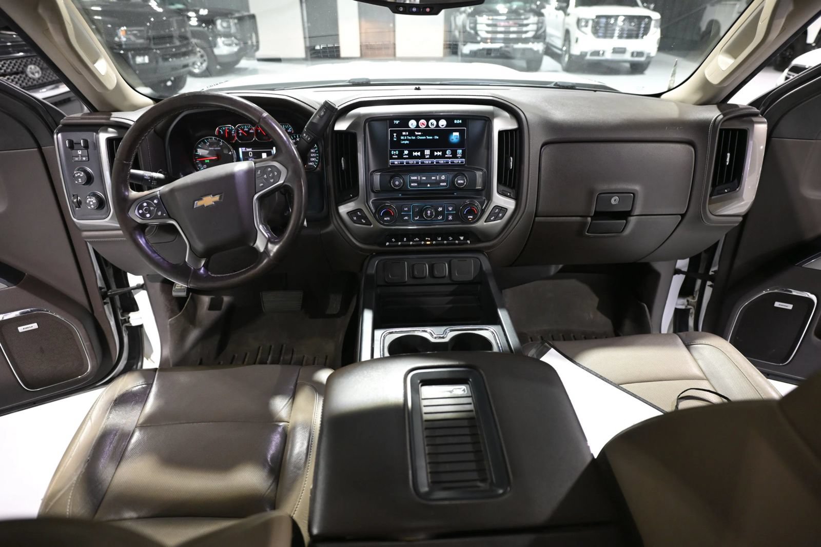 Used 2019 Chevrolet Silverado 2500 LTZ w/ Duramax Plus Package AWD/4WD image 21