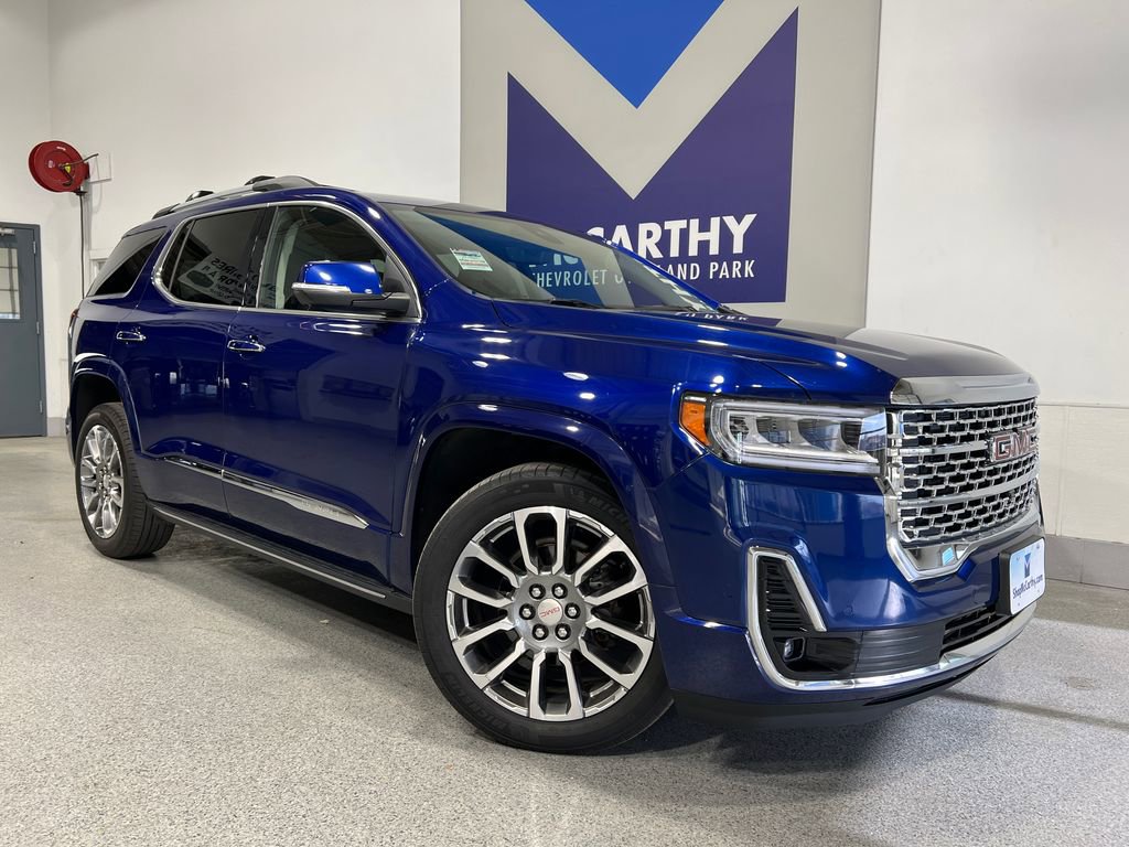 Used 2023 GMC Acadia Denali w/ Denali Technology Package image 2