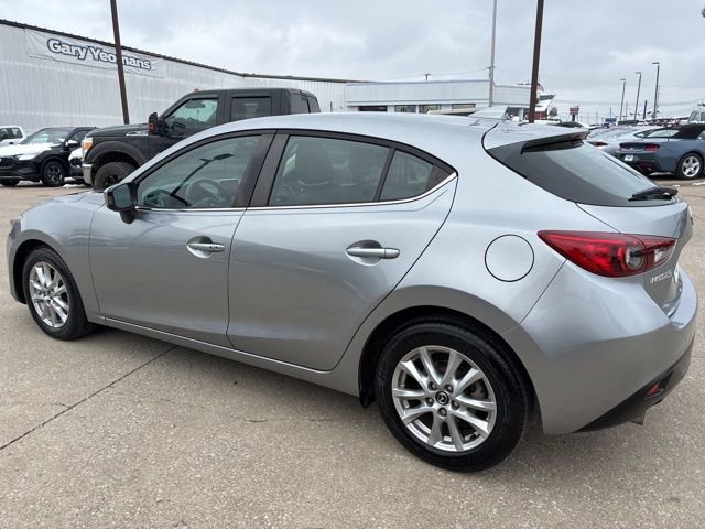 Used 2016 MAZDA MAZDA3 i Grand Touring image 5