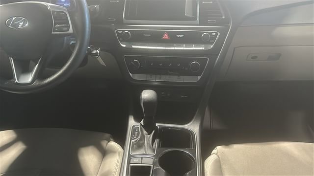 Used 2019 Hyundai Sonata SE image 17