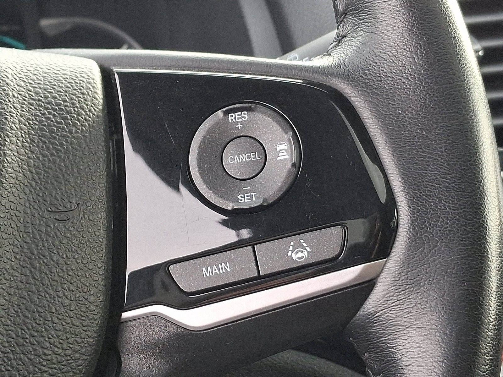 Used 2021 Honda Pilot Touring image 23