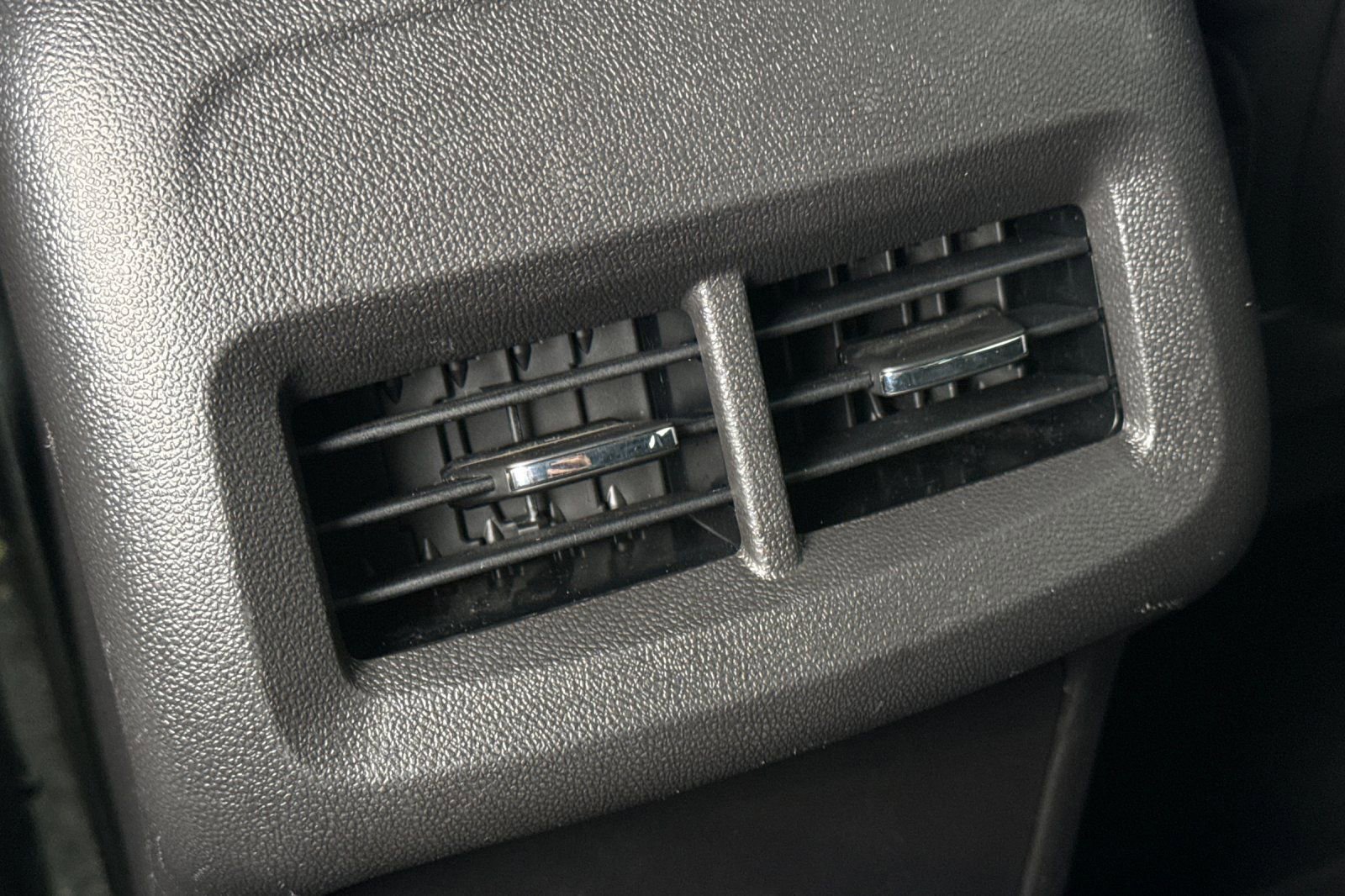 Certified 2024 GMC Terrain SLT image 13