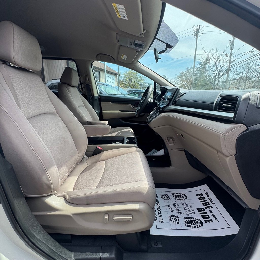 Used 2019 Honda Odyssey LX image 19