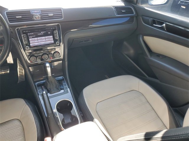 Used 2015 Volkswagen Passat 1.8T Sport image 14