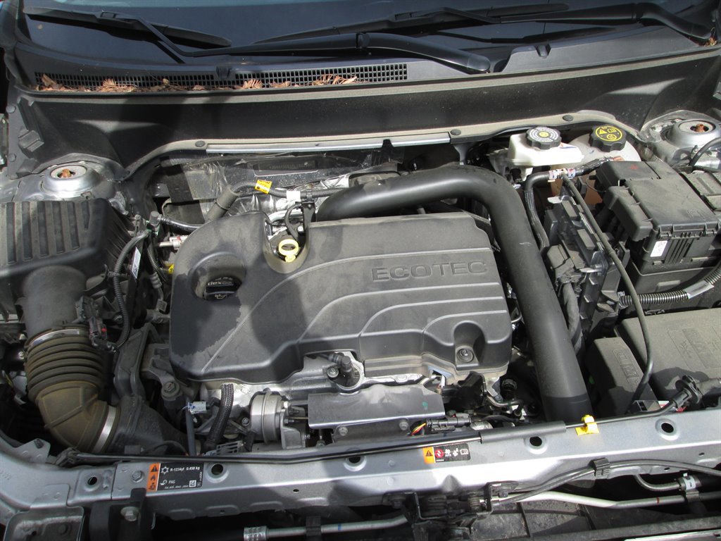 Used 2023 Chevrolet Equinox LS w/ LS Convenience Package image 16