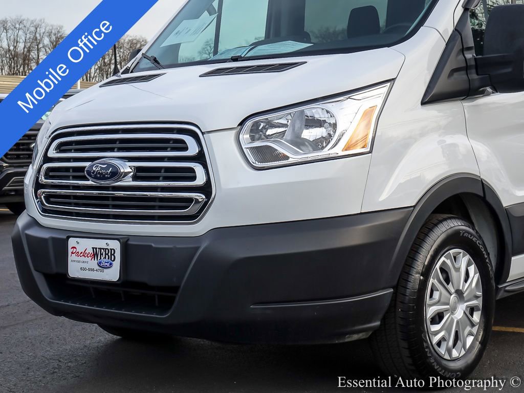 Used 2019 Ford Transit 150 XLT image 3