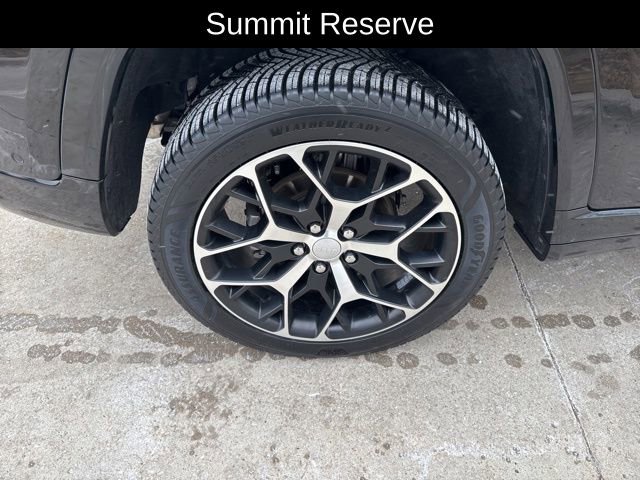 Used 2024 Jeep Grand Cherokee Summit image 9