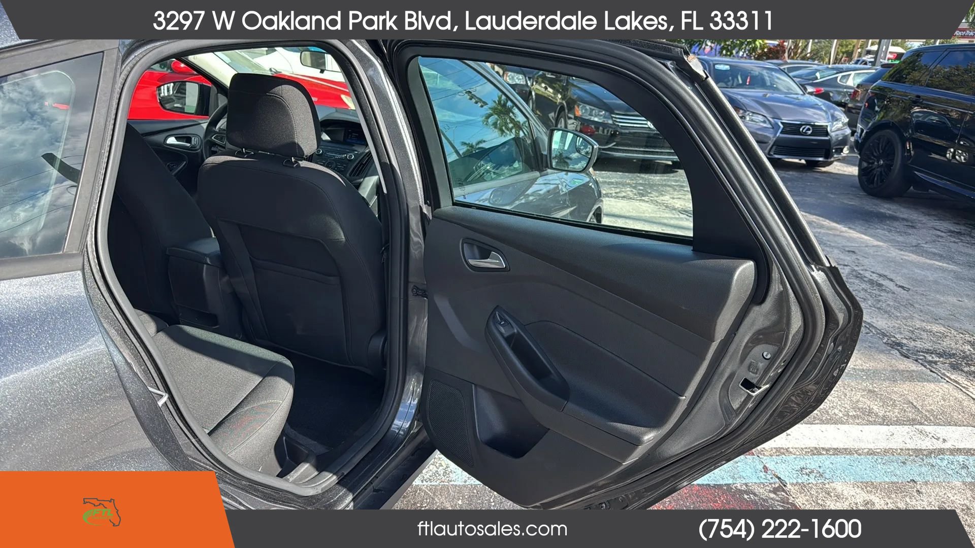 Used 2018 Ford Focus SE FWD image 34