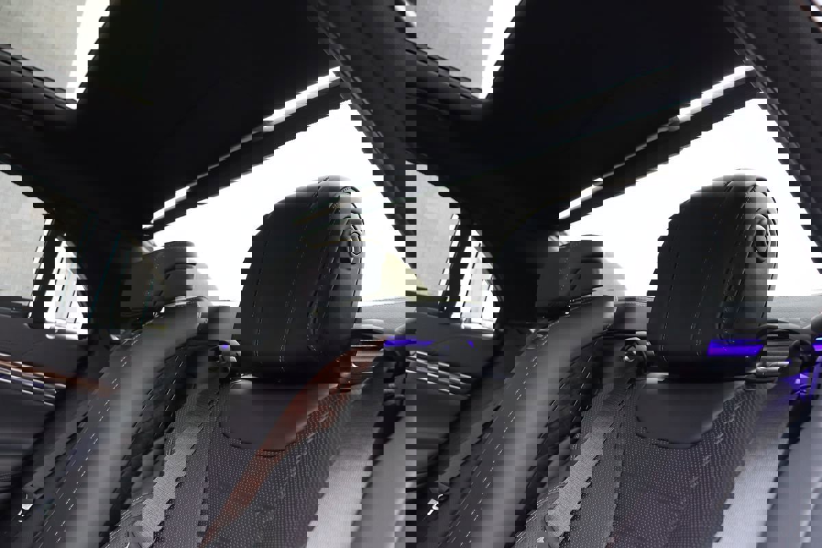 Used 2019 Mercedes-Benz S 560 Sedan image 42