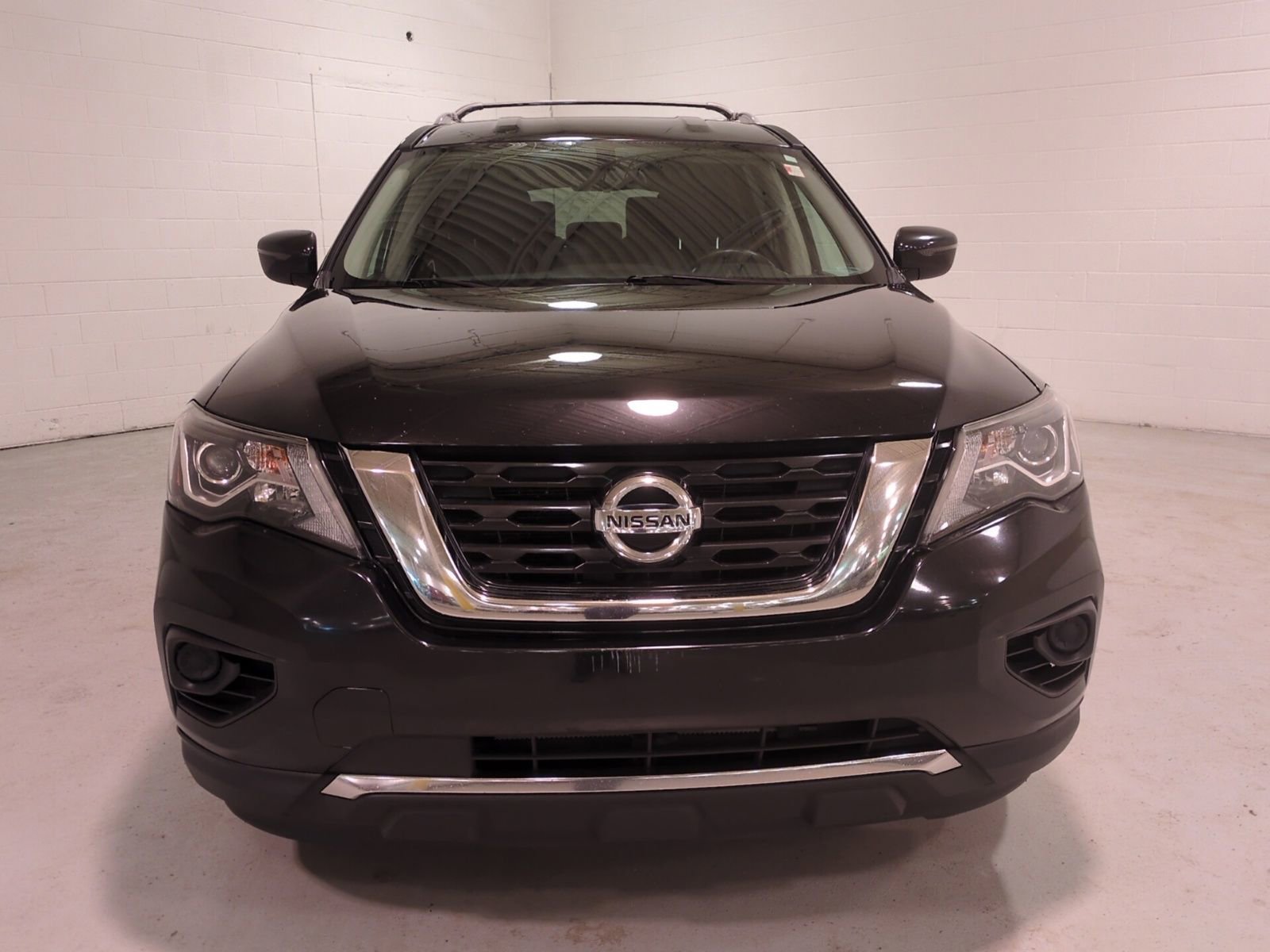 Used 2020 Nissan Pathfinder S FWD image 8
