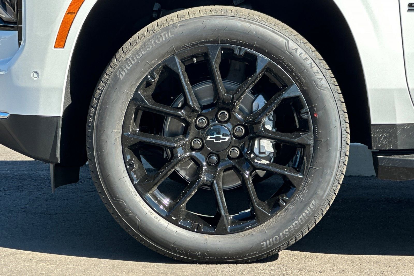 New 2026 Chevrolet Suburban LS w/ LPO, Dark Essentials Package image 27