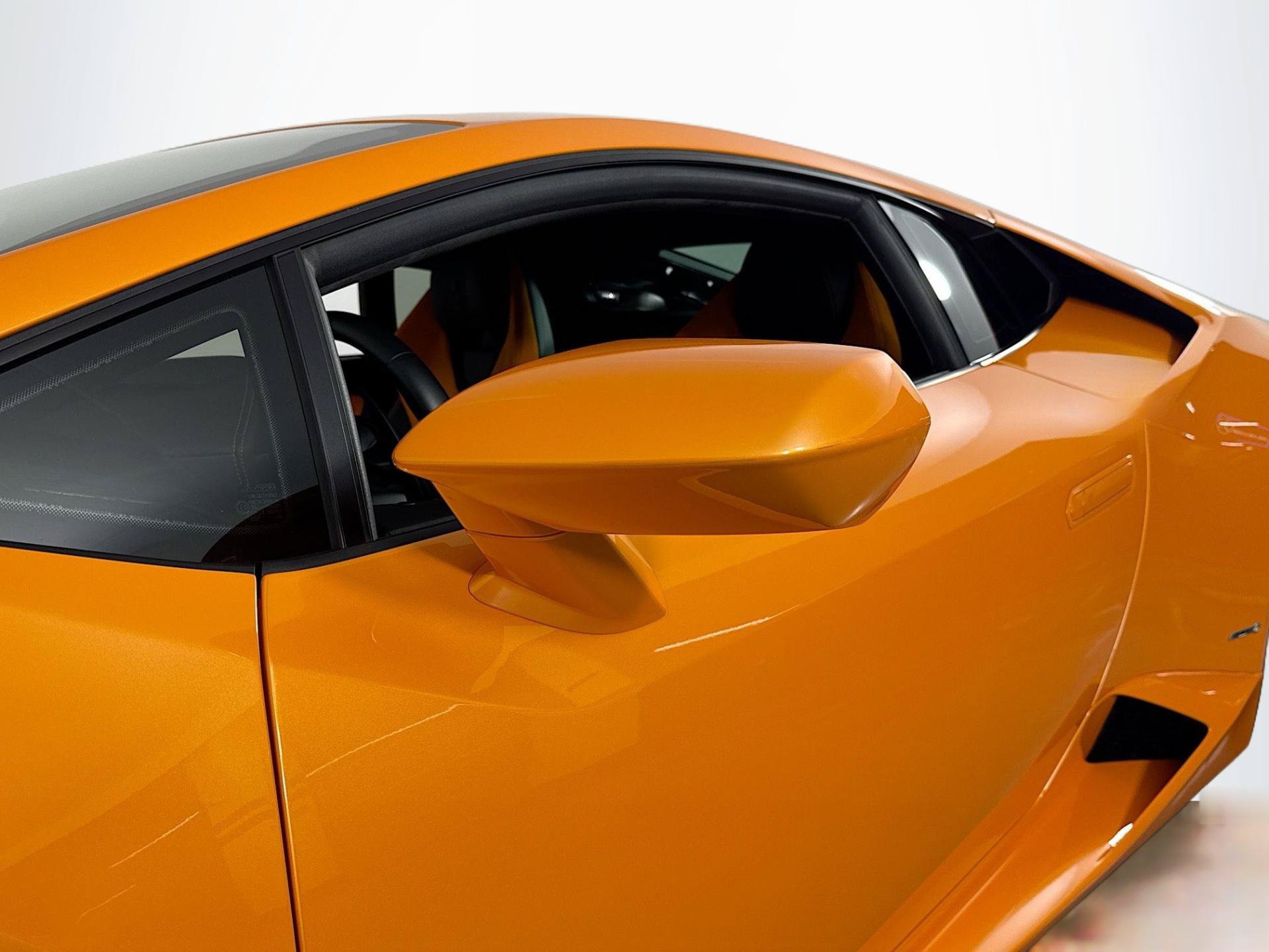 Used 2016 Lamborghini Huracan LP 610-4 AWD/4WD image 44