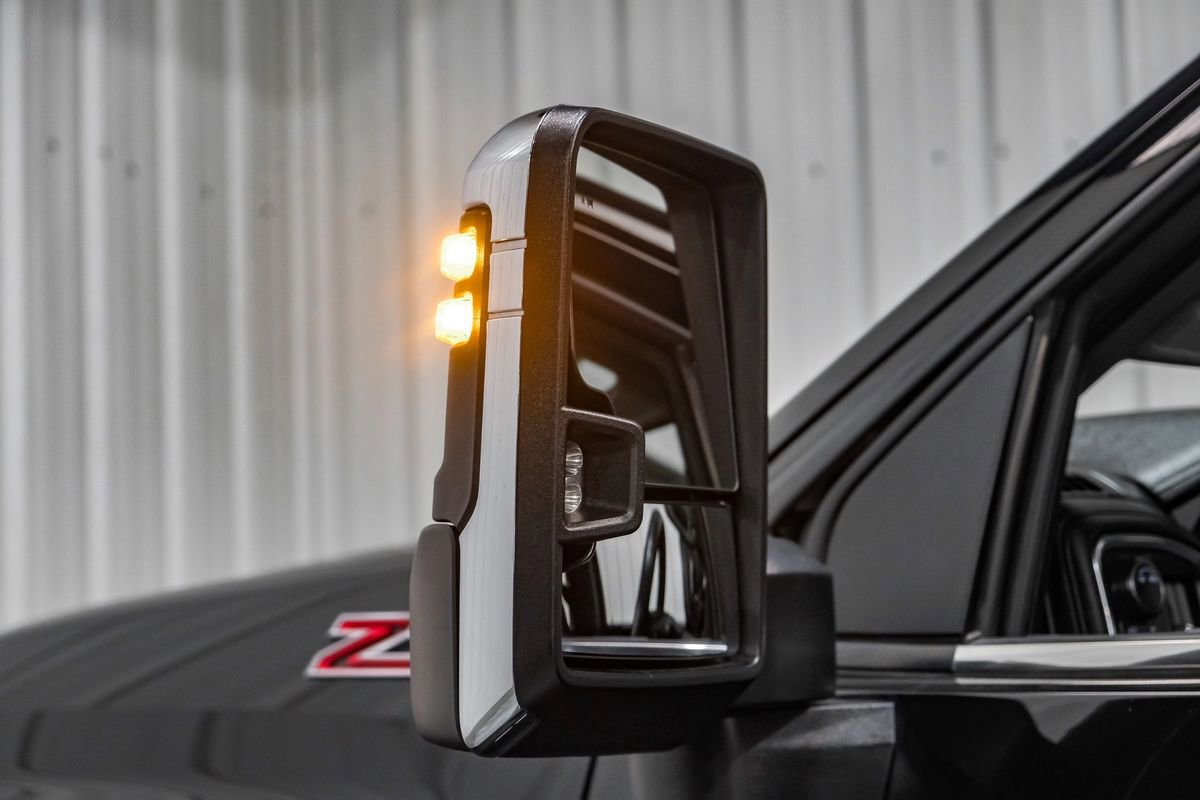 Used 2020 Chevrolet Silverado 2500 LTZ w/ LTZ Plus Package image 40