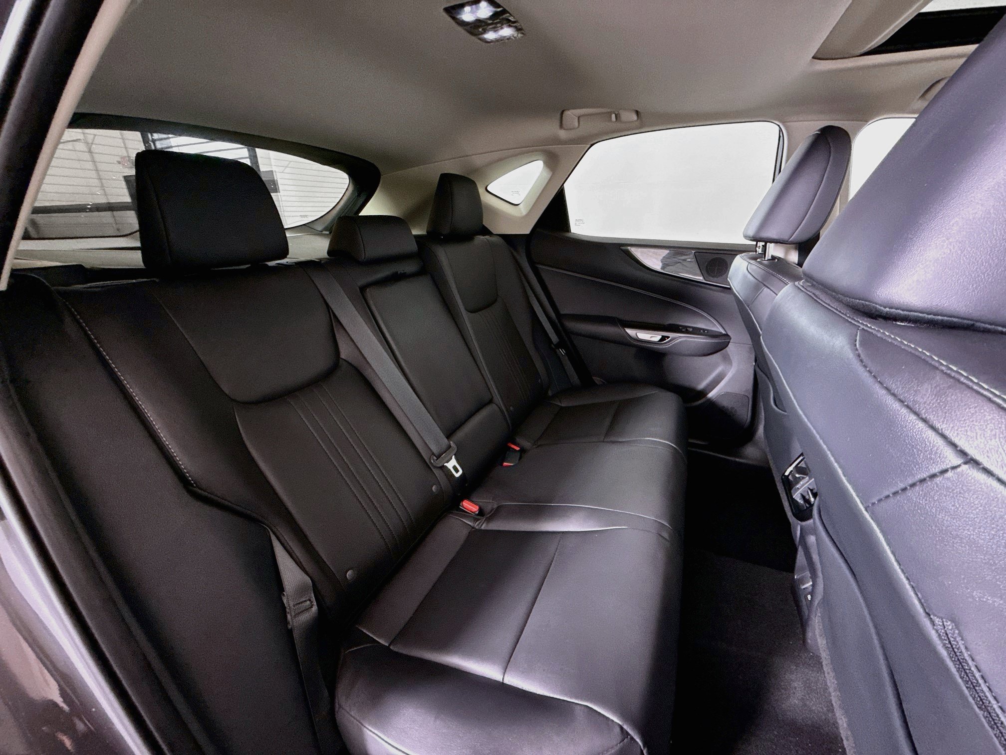 Certified 2025 Lexus NX 350h AWD w/ Accessory Package (2T) image 27