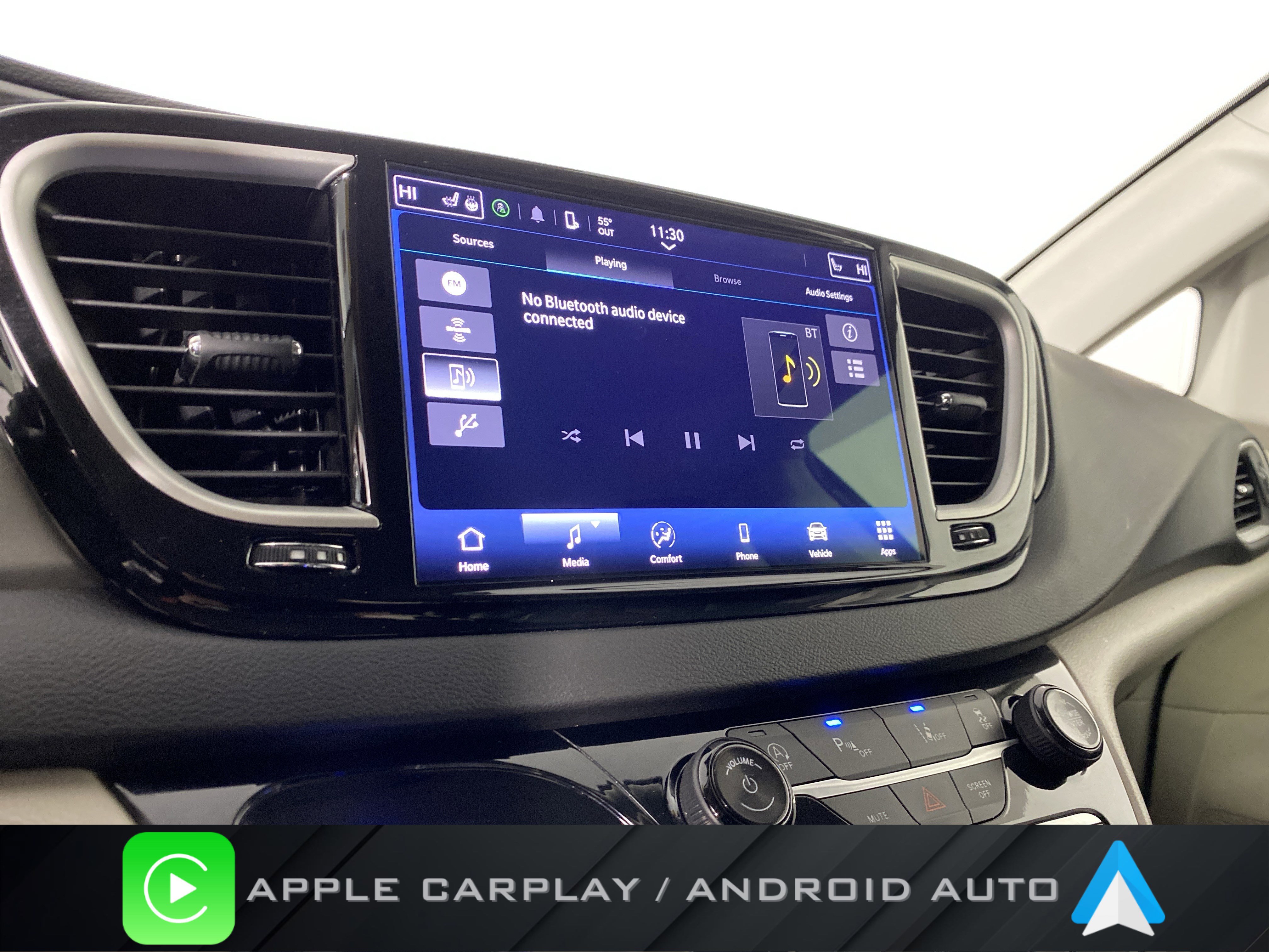 Used 2024 Chrysler Pacifica Touring-L image 2