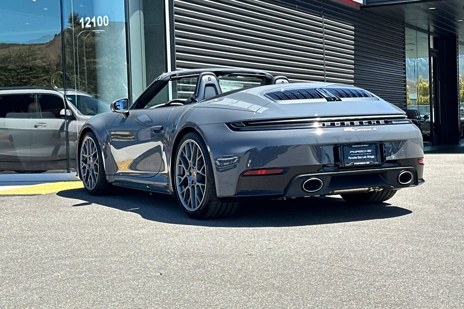 Used 2025 Porsche 911 Carrera S image 3