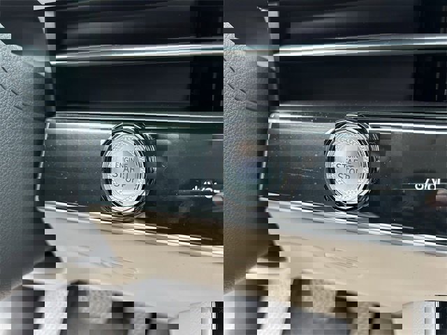 Used 2026 Genesis GV70 2.5T Advanced image 31