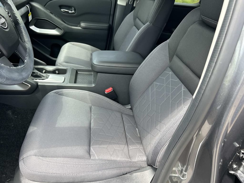 New 2026 Nissan Frontier SV w/ SV Convenience Package RWD image 15