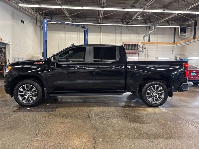 Used 2023 Chevrolet Silverado 1500 RST w/ True North Edition Plus AWD/4WD image 3