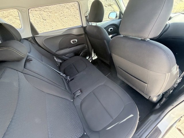 Used 2015 Kia Soul + image 24