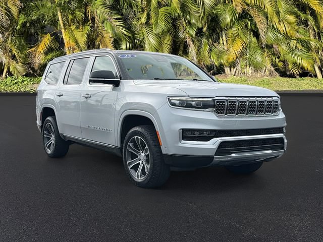 Used 2023 Jeep Grand Wagoneer 4WD image 2