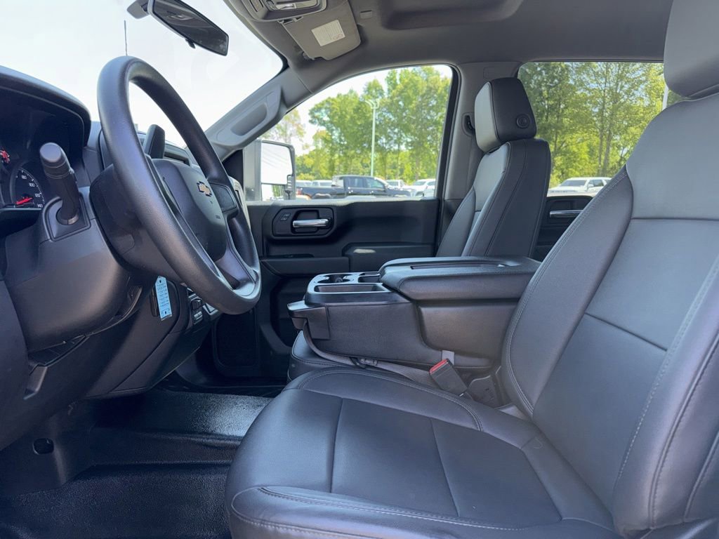 Used 2022 Chevrolet Silverado 2500 W/T w/ WT Convenience Package RWD image 9