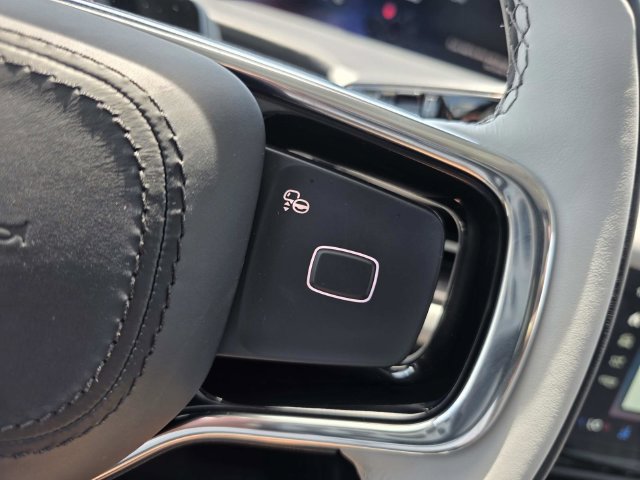 New 2027 Lincoln Navigator L Black Label w/ Black Label Special Edition AWD/4WD image 13