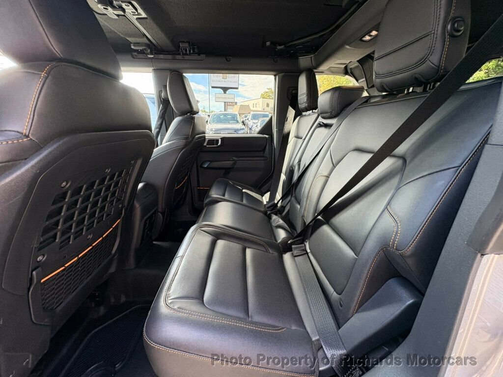 Used 2024 Ford Bronco Badlands image 20