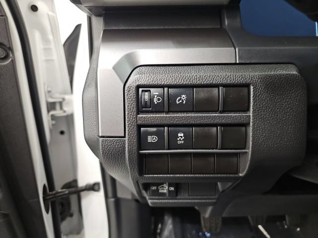 Used 2026 Toyota Tacoma TRD Off-Road AWD/4WD image 16