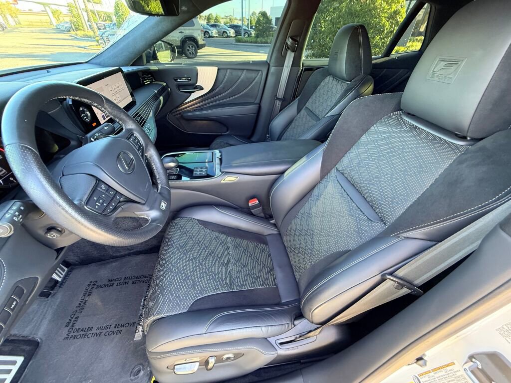 New 2023 Lexus LS 500 F Sport image 5