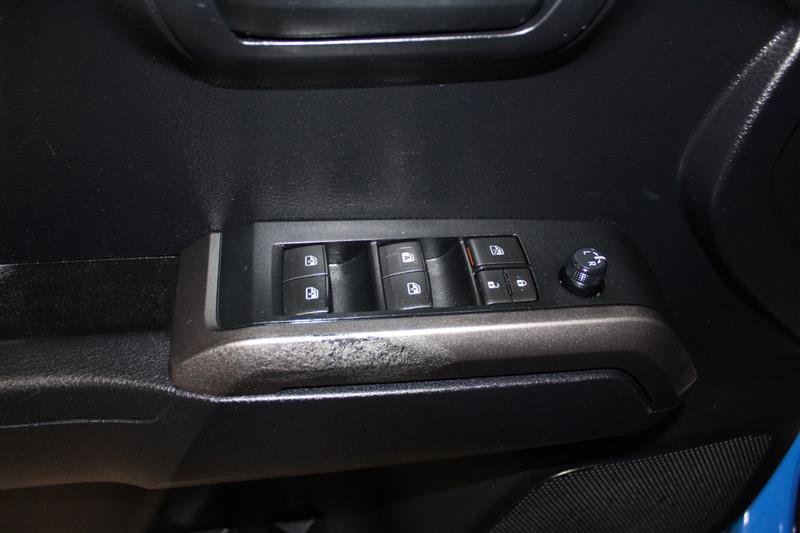 Used 2020 Toyota Tacoma SR5 AWD/4WD image 22