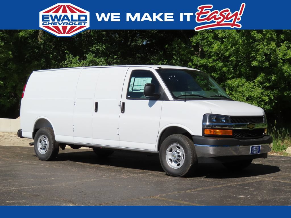 New 2026 Chevrolet Express 3500 Extended w/ Driver Convenience Package RWD image 1