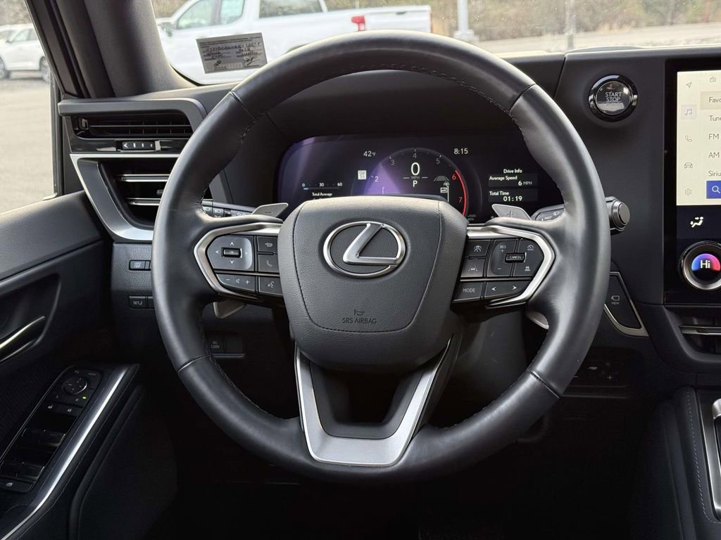 Used 2024 Lexus GX 550 w/ Accessory Package (Z1) image 9