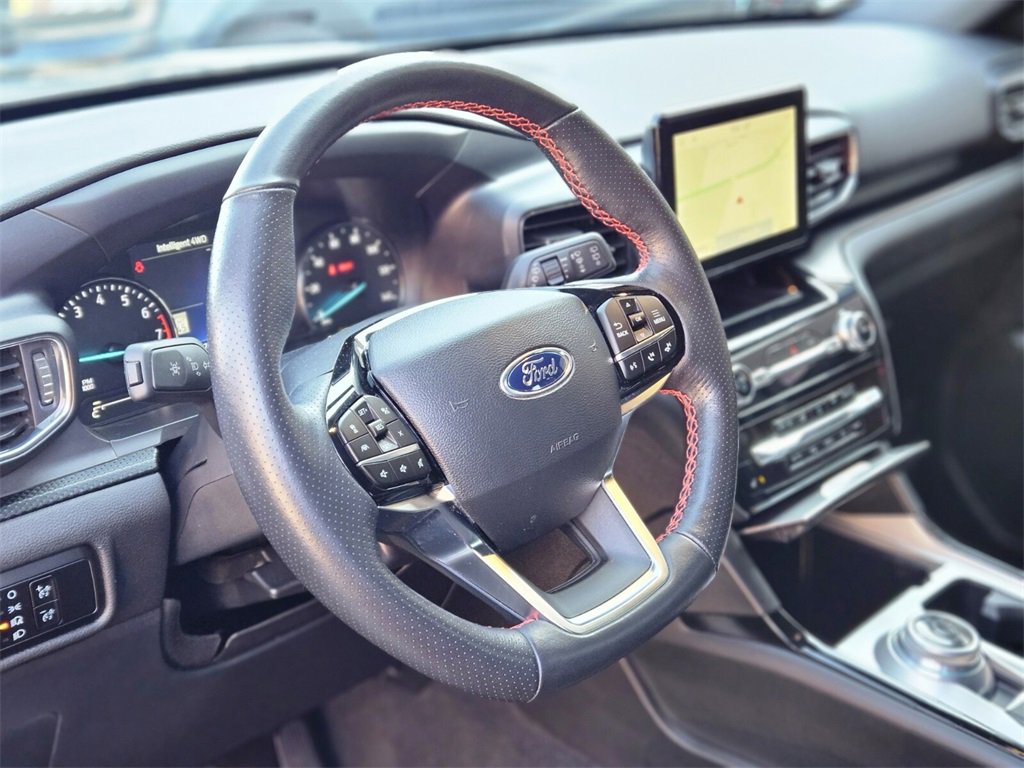 Used 2023 Ford Explorer ST-Line image 15