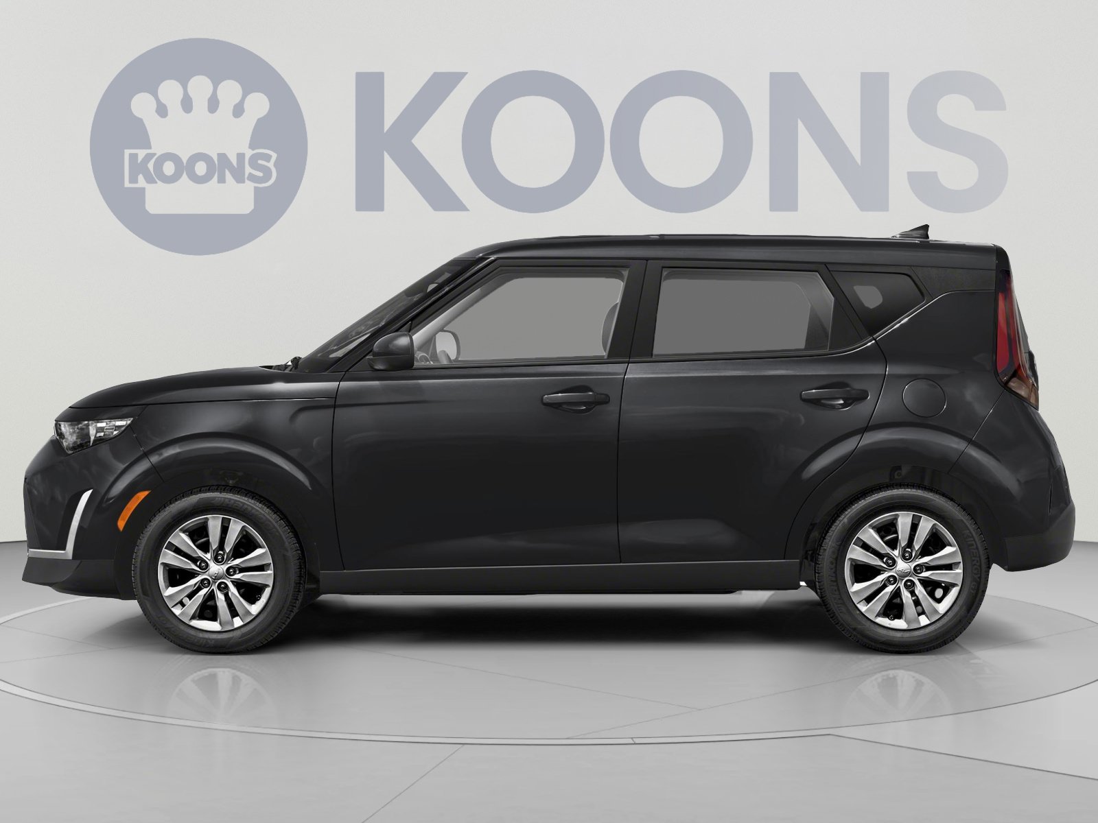 Used 2023 Kia Soul LX w/ Option Group 015 FWD image 4