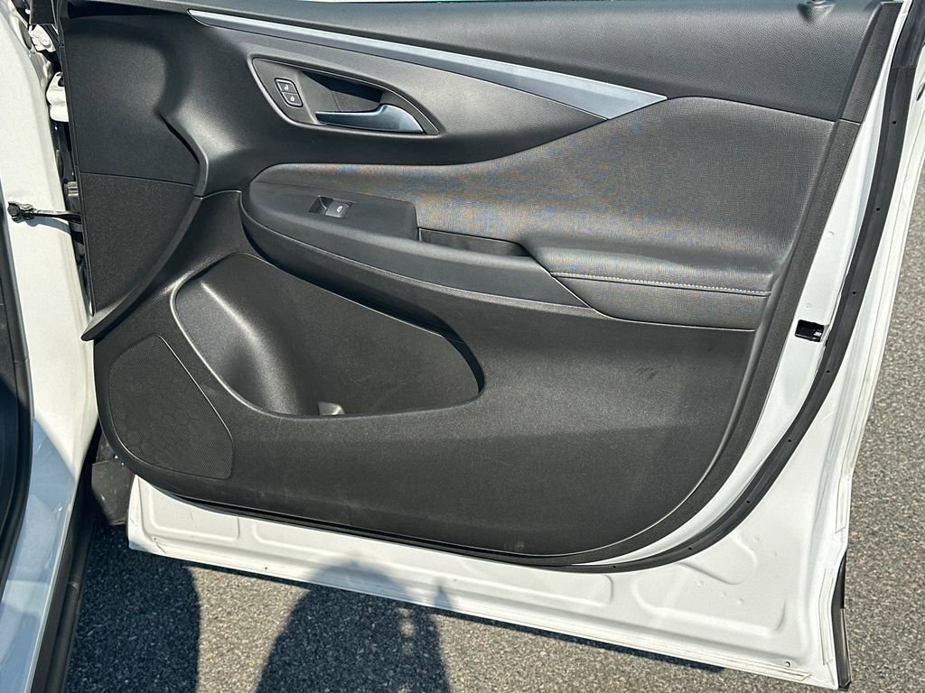 Certified 2024 Buick Envista Preferred w/ Convenience I Package image 14