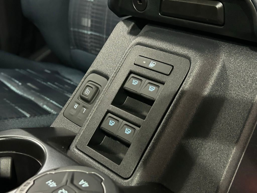 New 2025 Ford Bronco Heritage Edition image 27