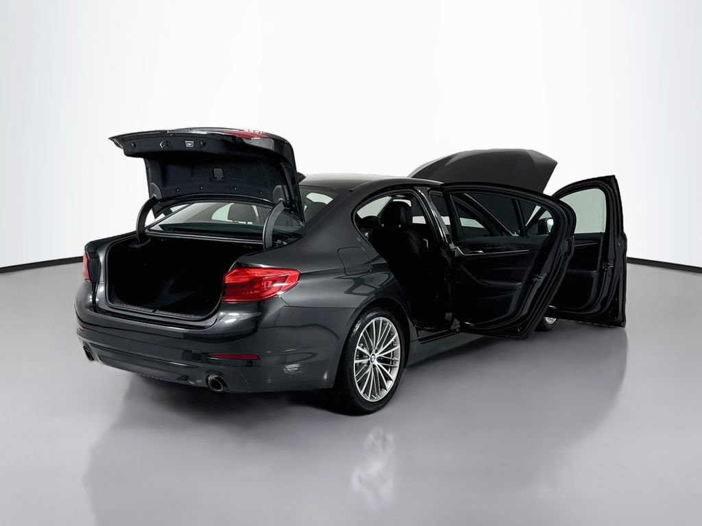 Used 2017 BMW 530i xDrive AWD/4WD image 21