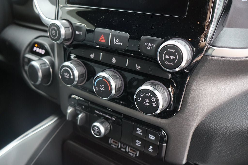New 2026 RAM 1500 Big Horn AWD/4WD image 11